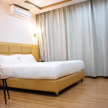 Sami Hotel Wagadugu Zewnętrze zdjęcie