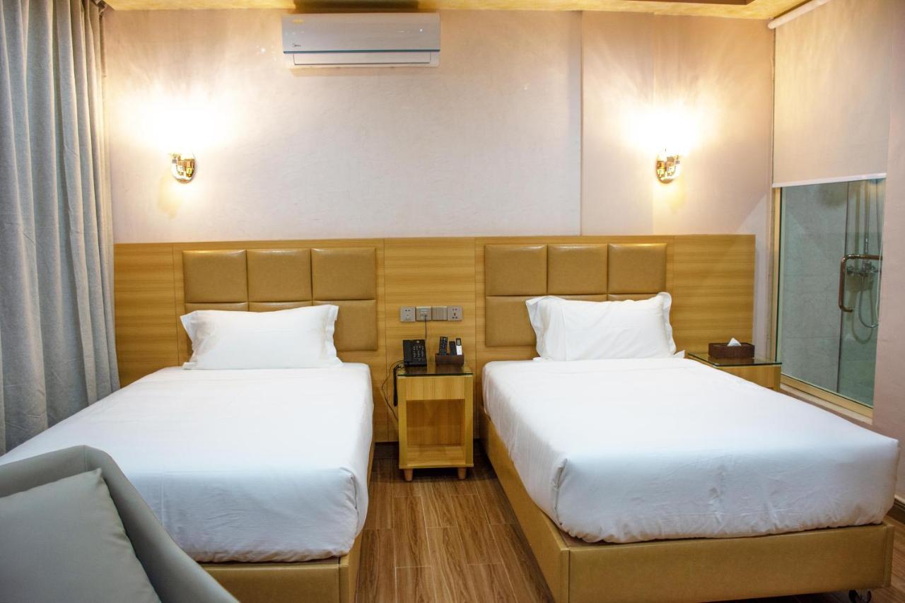 Sami Hotel Wagadugu Zewnętrze zdjęcie
