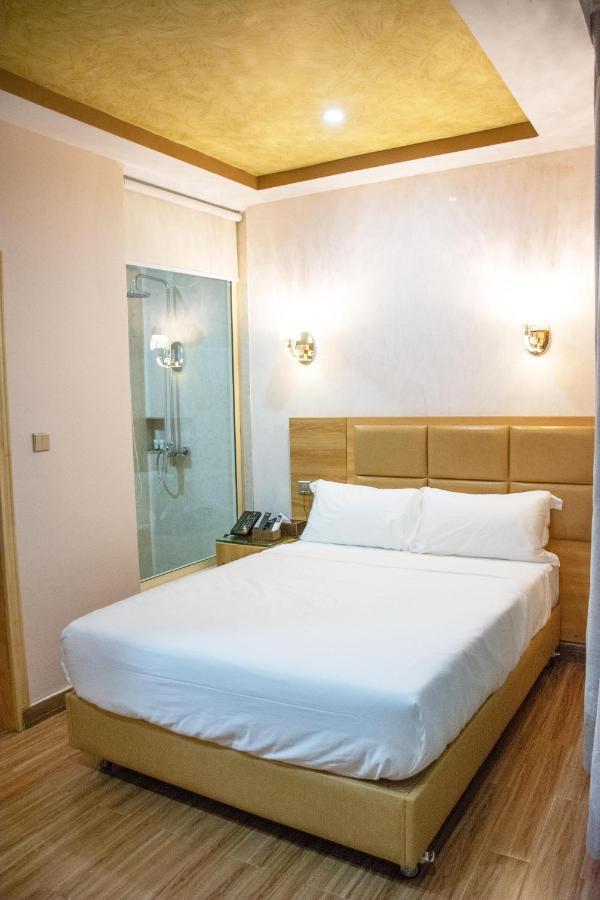 Sami Hotel Wagadugu Zewnętrze zdjęcie