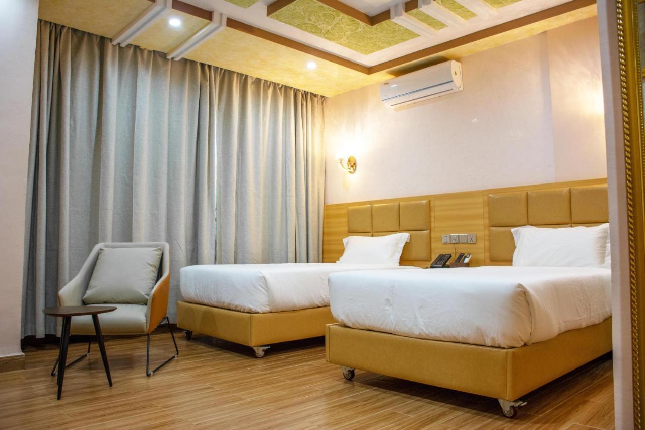 Sami Hotel Wagadugu Zewnętrze zdjęcie